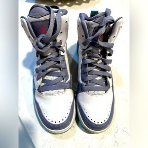 2014 Jordan Flight 630611-145 White Purple Turquoise  Sneaker Girls 6Y 7.5 Women